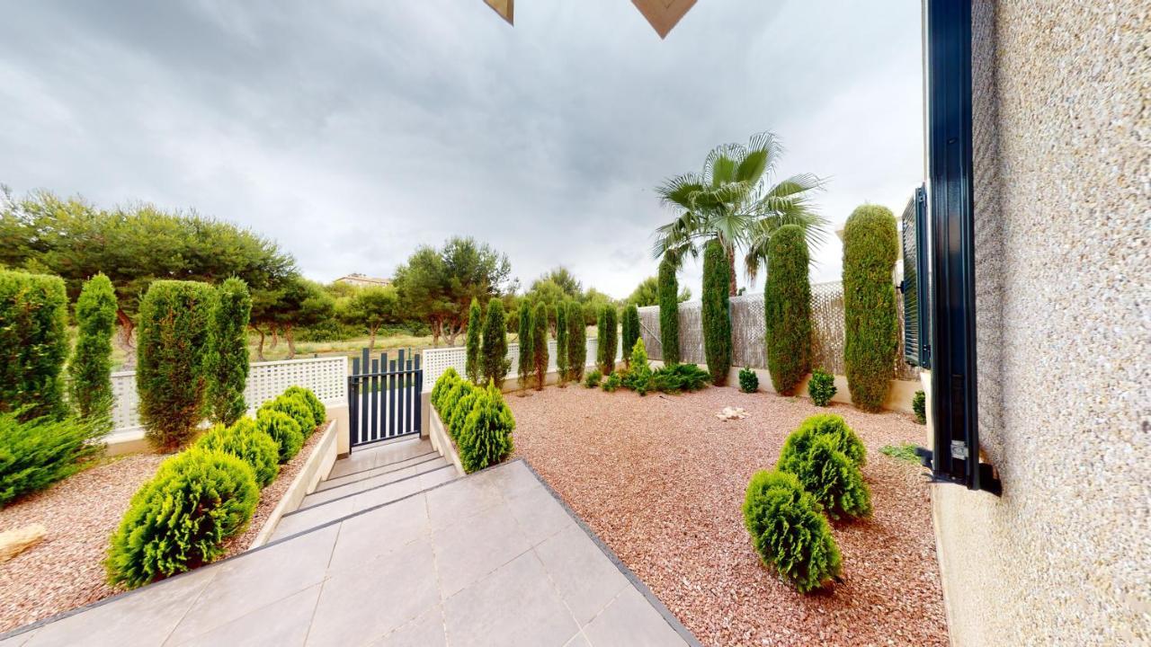 Villa Sabrina อาลิกันเต ภายนอก รูปภาพ