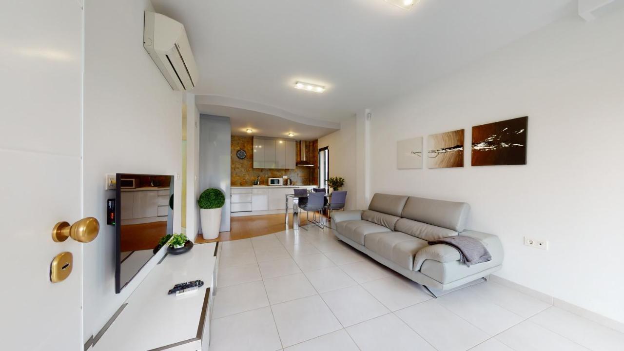 Villa Sabrina อาลิกันเต ภายนอก รูปภาพ